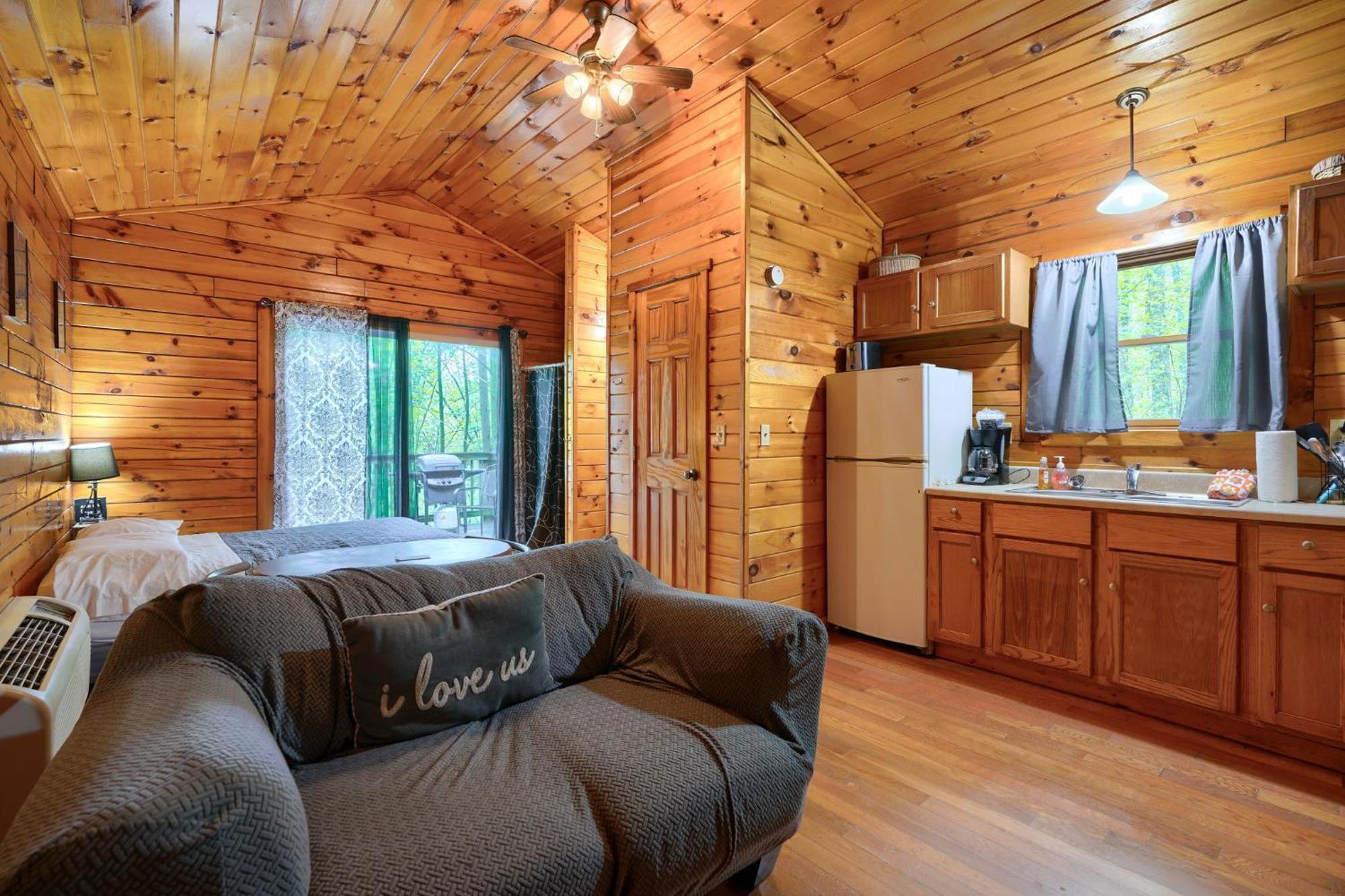 Blue Rose Cabins - Wildwoods Cabin Логан Экстерьер фото