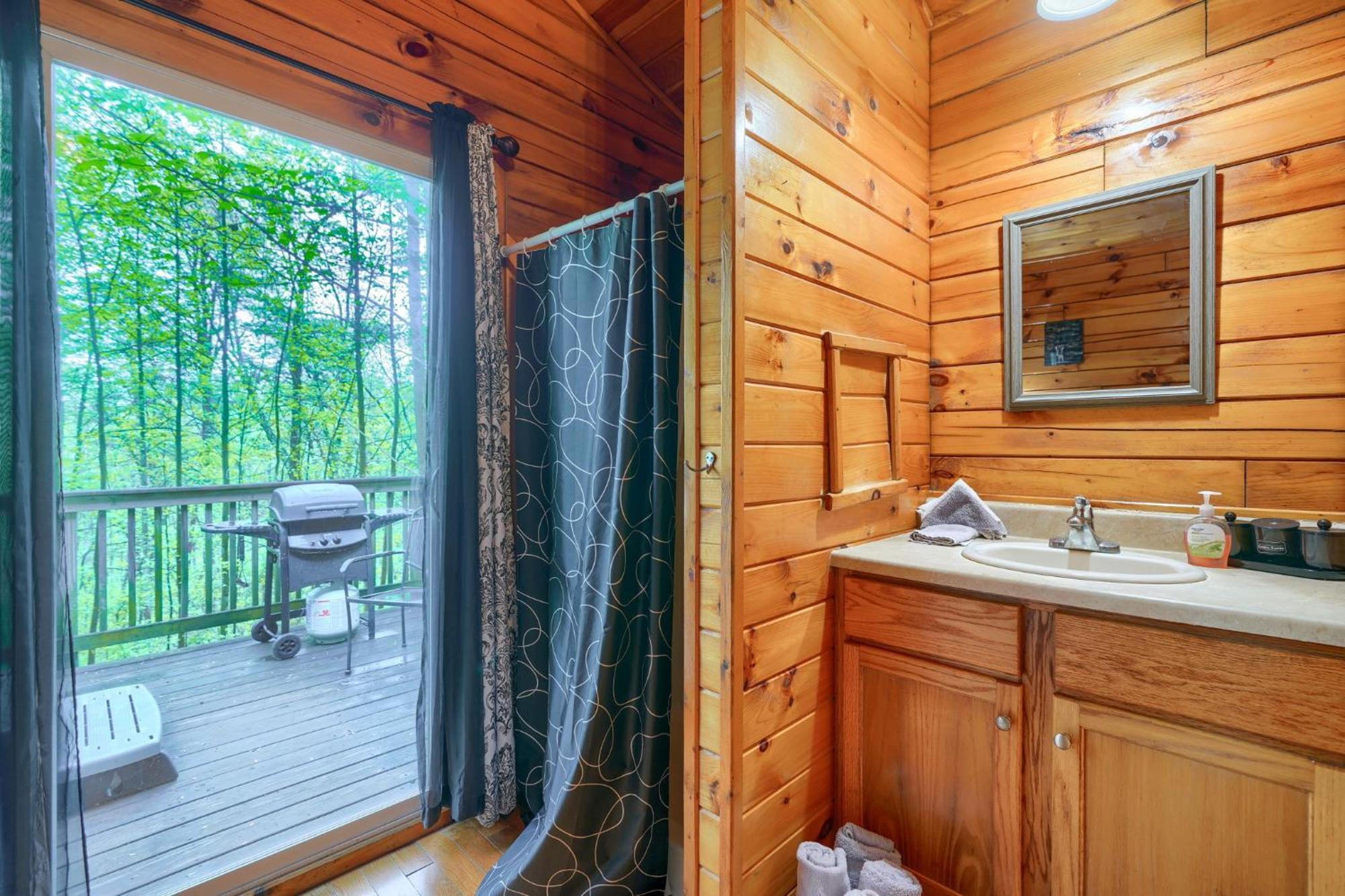 Blue Rose Cabins - Wildwoods Cabin Логан Экстерьер фото